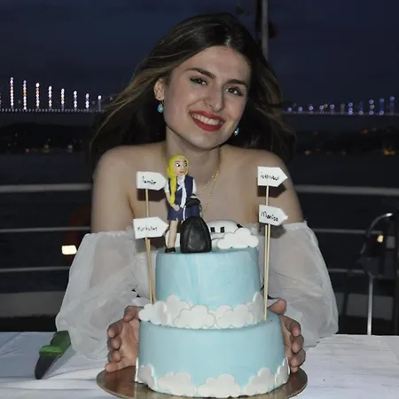 Πλωτό κατάλυμα Surpriz Prensi Yatcilik