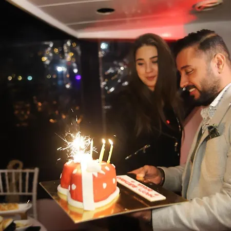Πλωτό κατάλυμα Surpriz Prensi Yatcilik Κωνσταντινούπολη