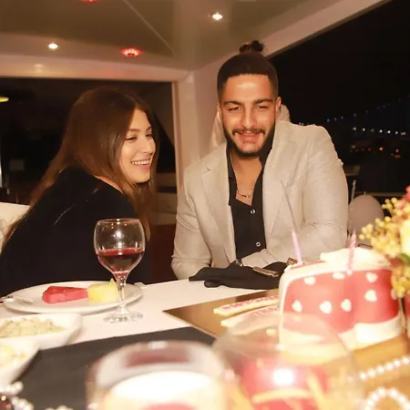 Πλωτό κατάλυμα Surpriz Prensi Yatcilik